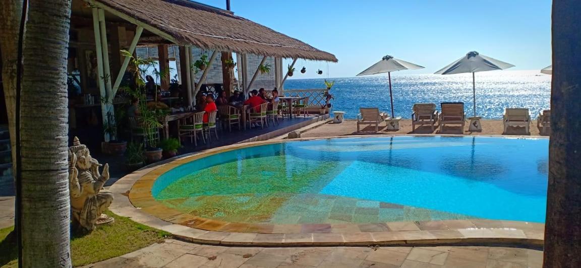 Tauch Terminal Resort Tulamben & Spa Exterior foto